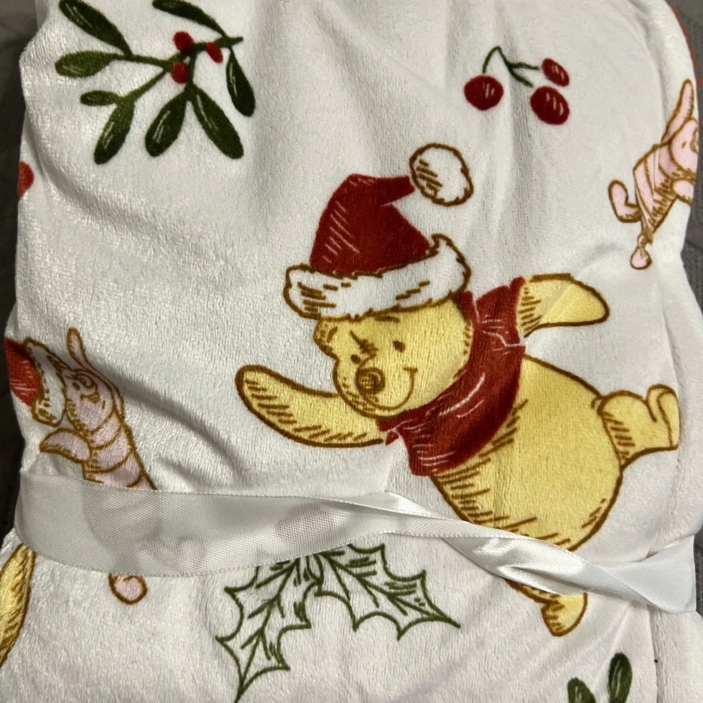 Disney Baby Winnie the Pooh Blanket -
